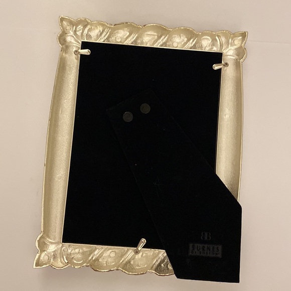 Vintage Burns of Boston Silver-Tone Metal 5” x 7” Picture Frame - Picture 6 of 6